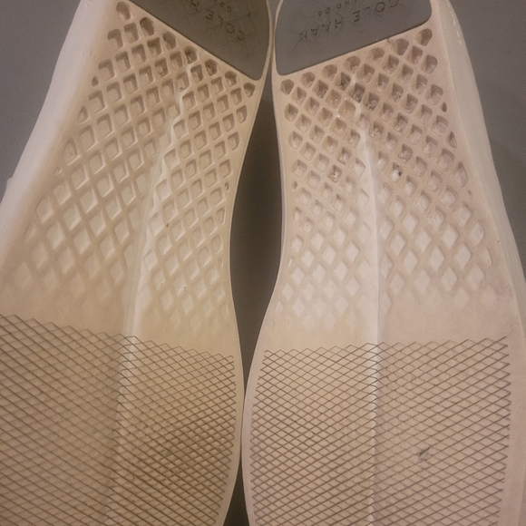 Sneakers - Picture 10 of 11